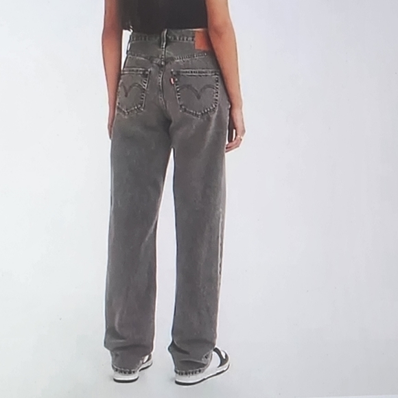 Levi's 501 '90s NWT Midrise Relaxed Straight Leg Jeans Button Fly 16W L Gift - Picture 2 of 11
